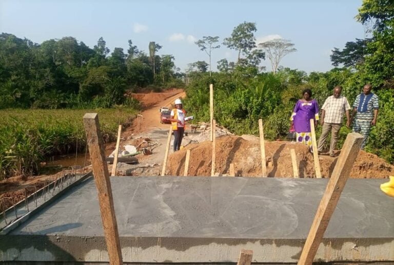 322709905_567259175221809_535222409169292522_n