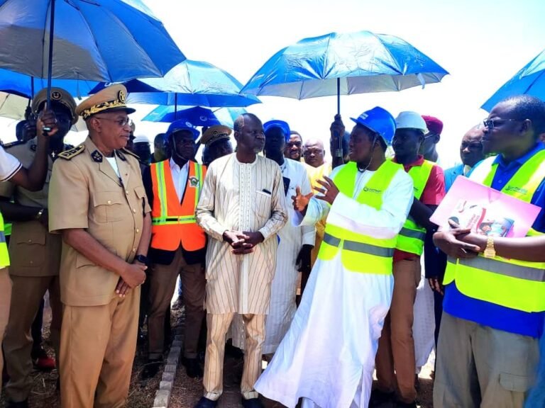 434831585_933786845417520_6269302717727532102_n