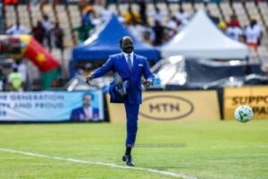 mouelle_kombi_coup_denvoi_coupe_du_cameroun_6