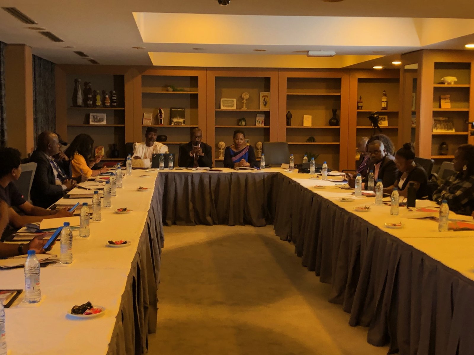 Photo atelier CEA et presse économique