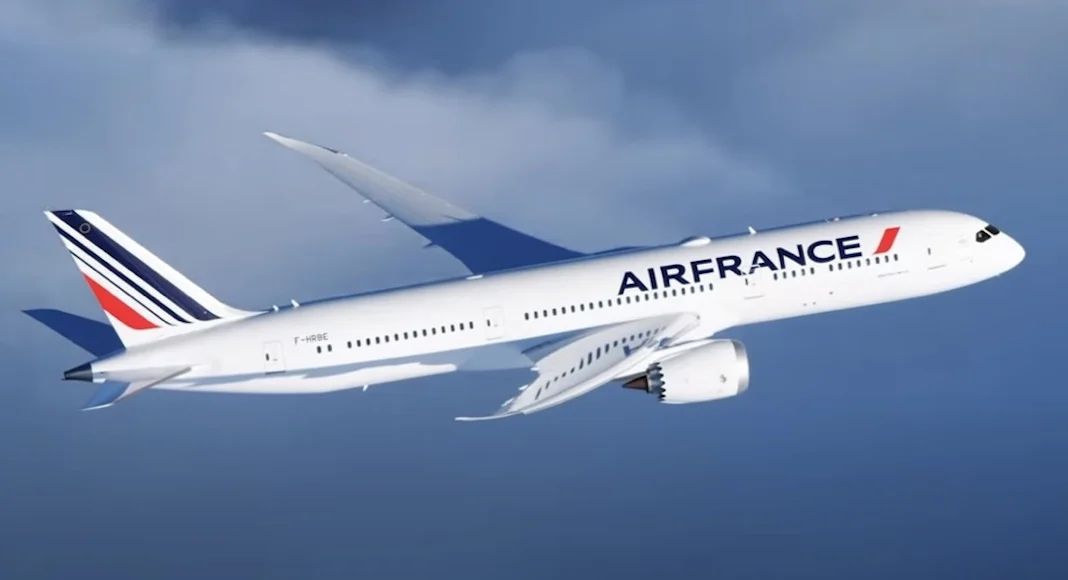 Air France va introduire la restauration payante en classe Economie en 2025