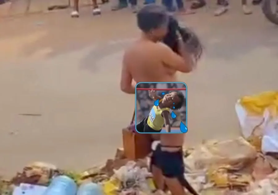 Une jeune femme se met nue au marché d’Ekounou à Yaoundé