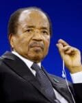 Paul Biya annonce sa candidature pour un huitième mandat au milieu d'inquiétudes croissantes