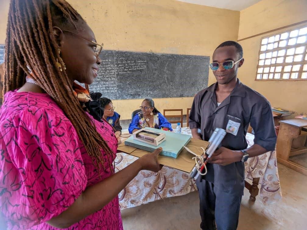 Education-inclusive Education inclusive : PROMHANDICAM aux côtés des élèves handicapés vulnérables de la région Centre