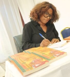 Littérature : Calixte Awondo livre ses vérités dans « Ma passion, mon pays »