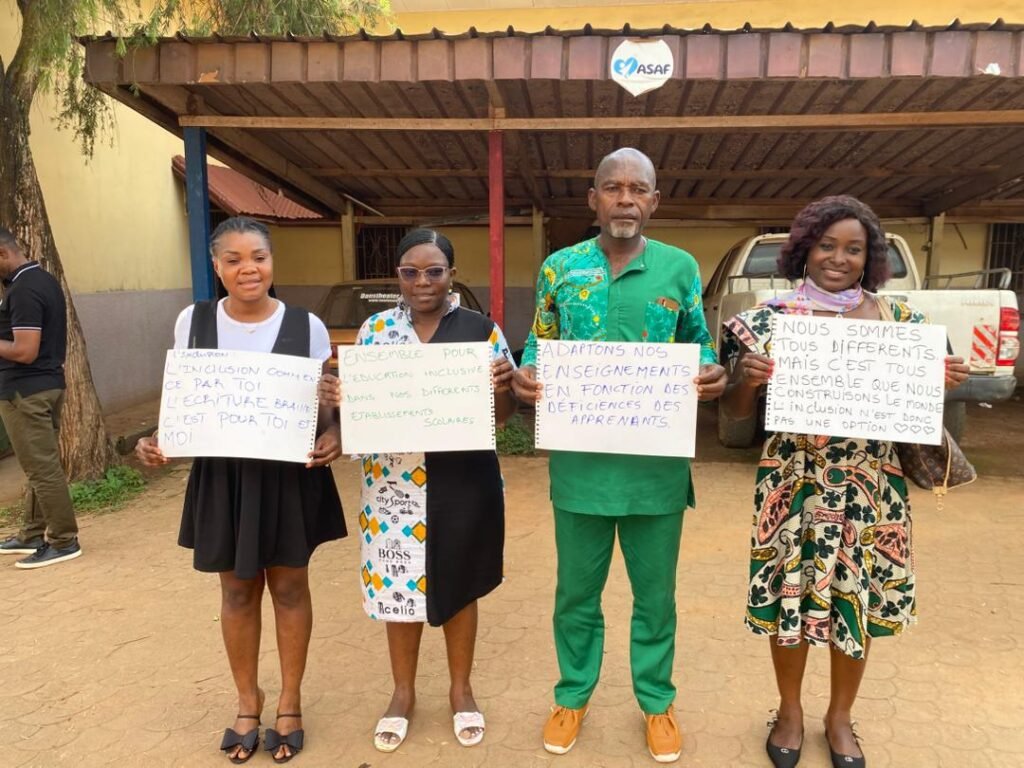 Enseignant-Pour-leducation-inclusive-1024x768 Education inclusive : Promhandicam forme des enseignants à un meilleur encadrement des élèves déficients visuels