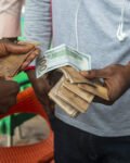 Yaoundé : Une jeune de 21 ans arrêté avec près de 100 millions FCFA en faux billets