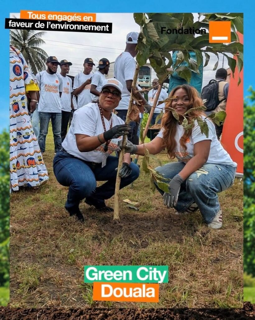 Orange-2-819x1024 Orange Green City : Plus de 500 arbres plantés à Douala pour un avenir plus vert